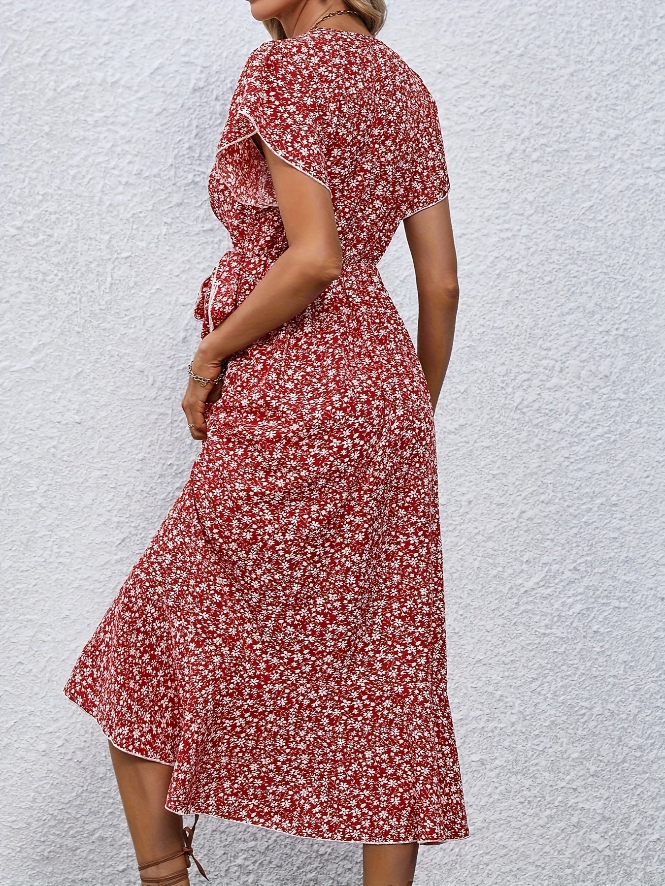 Janine | Robe Florale Petite Élégante