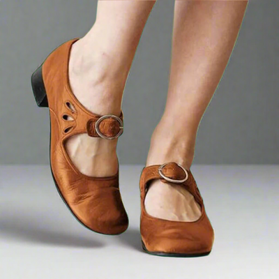 Denisa | Sandale en cuir orthostatique avec un confortable talon compensé