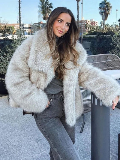 Alena | Manteau en Fausse Fourrure Élégant