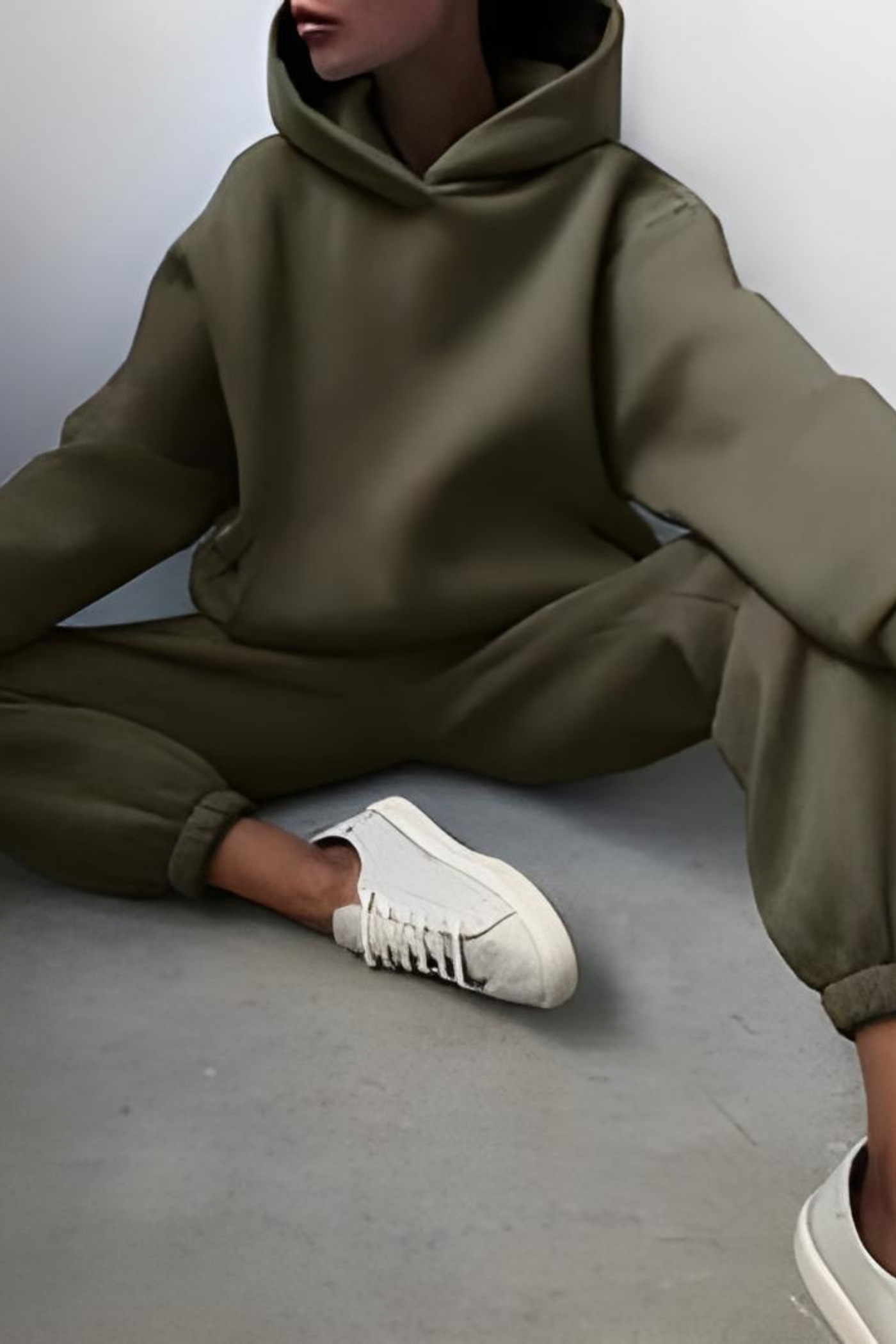 Claire | Cosy Tracksuit