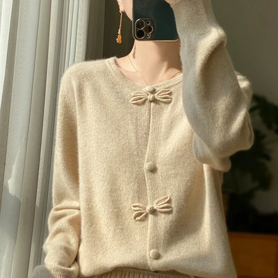 Beatrice | Cardigan en Cachemire avec Accents de Nœuds