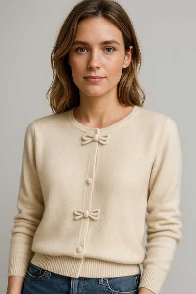 Beatrice | Cardigan en Cachemire avec Accents de Nœuds